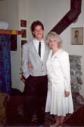 300 027 Mom & Ron at Windsor house
