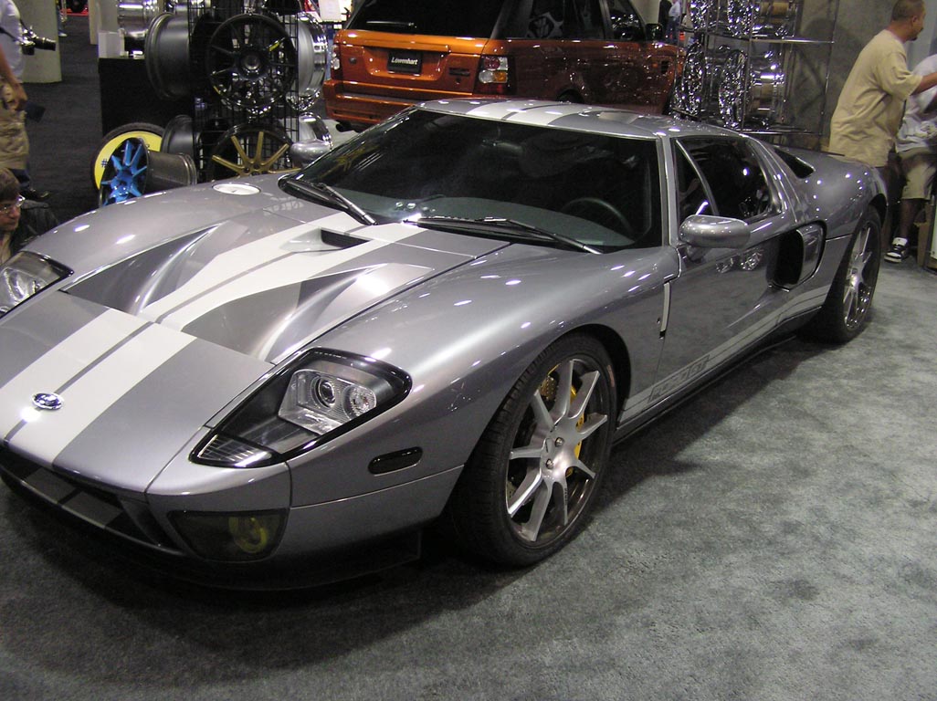 140 LA Auto Show 2006 P1010130