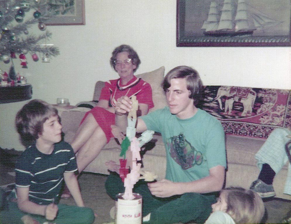 Randy's Album - 071 Christmas 1974, Nana's apartment