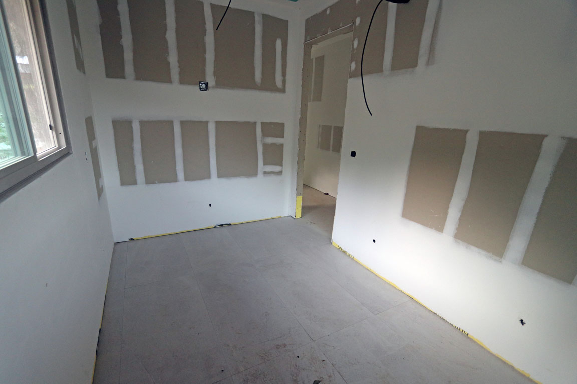 57.Office2IMG_1065