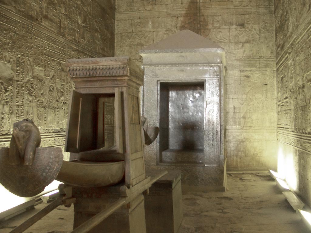 1108 - Egypt - Edfu Temple - 100_3470