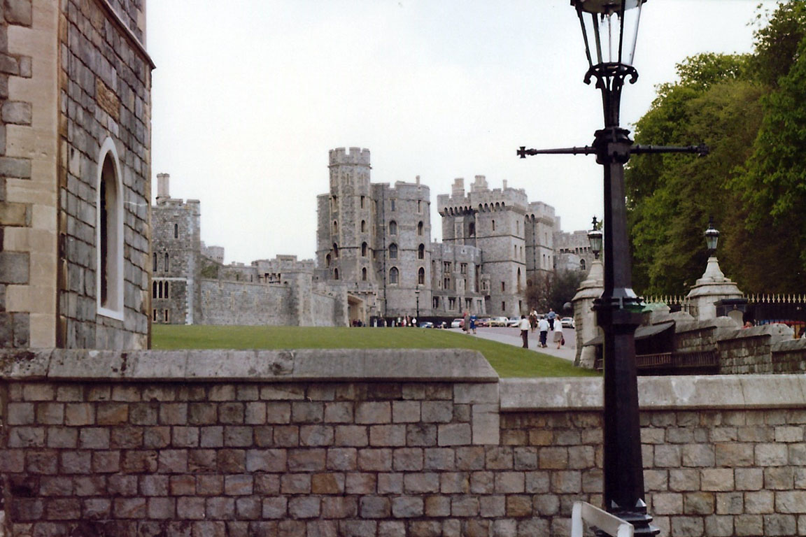 London-45, Windor Castle