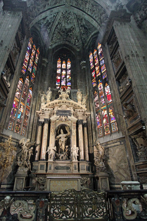 02-Milan-15-IMG_9603a