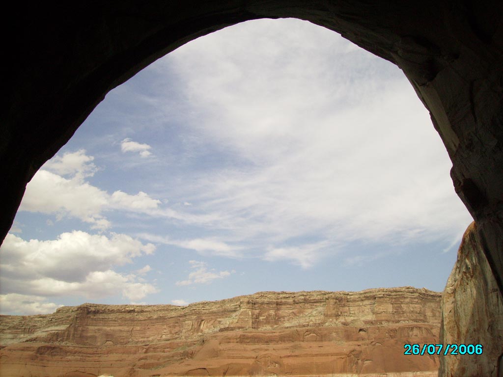 Lake Powell and Santana 056